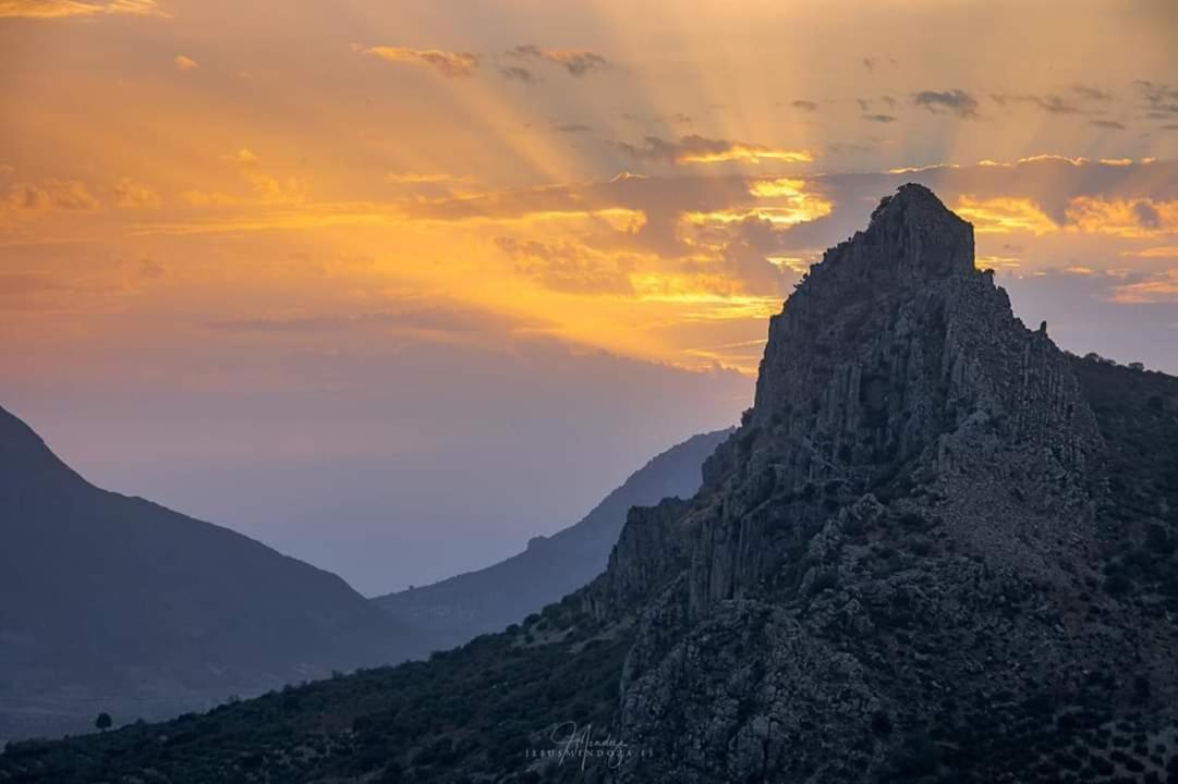 Casa Rural Lunares Y Salinera Albanchez de Ubeda Bagian luar foto